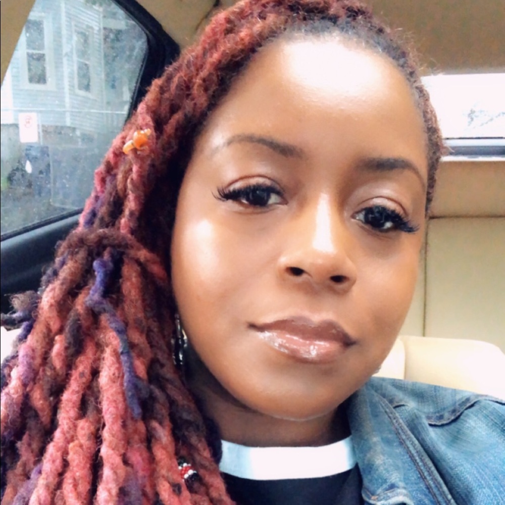 Meet your Posher, Rona